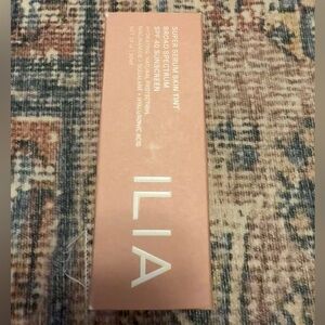ILIA Super Serum Skin Tint SPF 40 - STO.5 SKYE